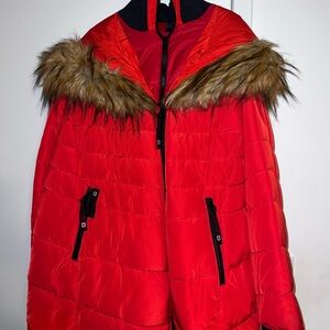 Elegant Red Puffer Jacket with Faux Fur Trim